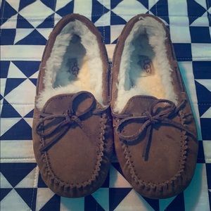 UGG Dakota Slippers